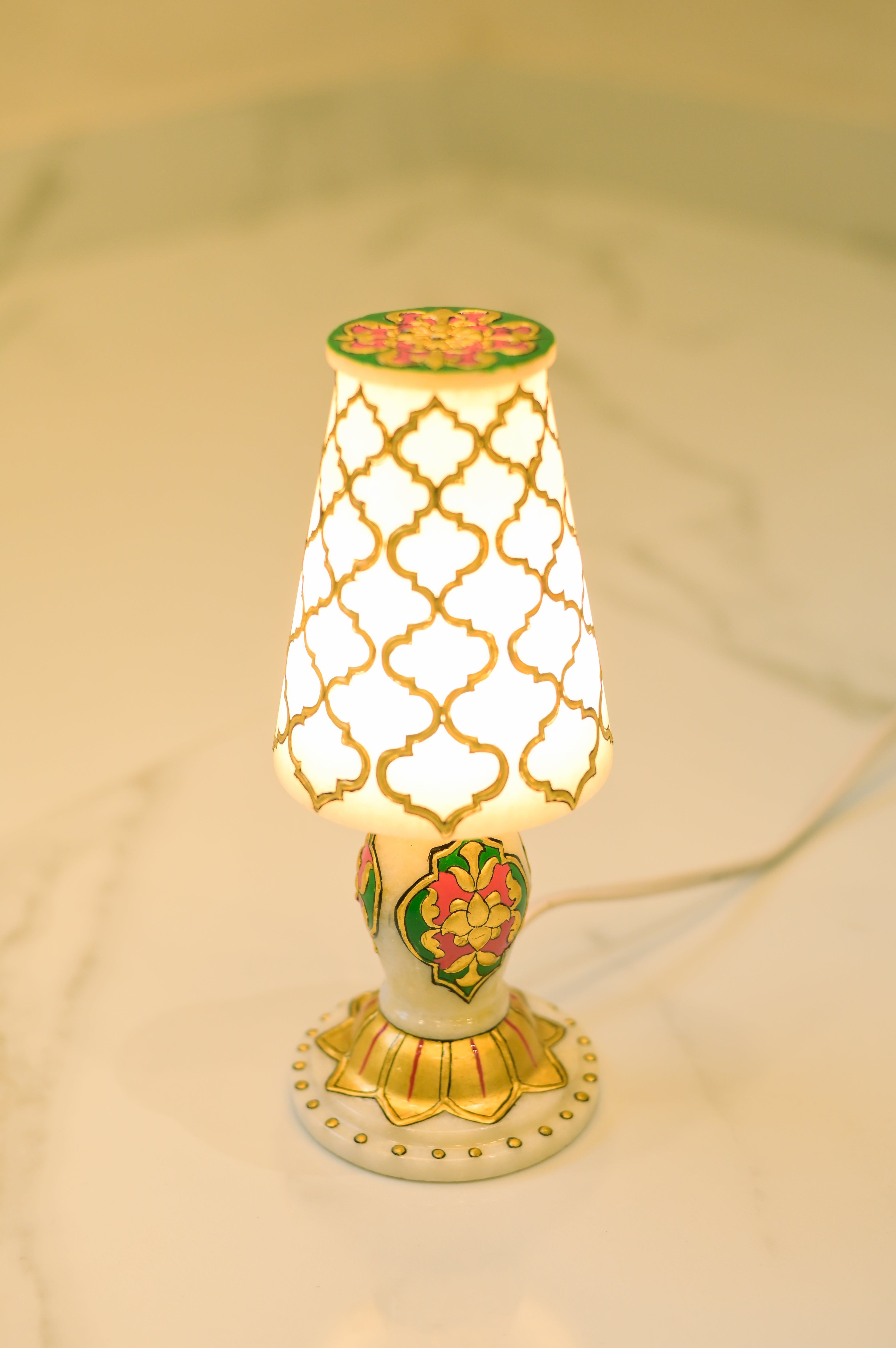 Handcrafted Usta Art Side Table Lamp with Gold Embossing